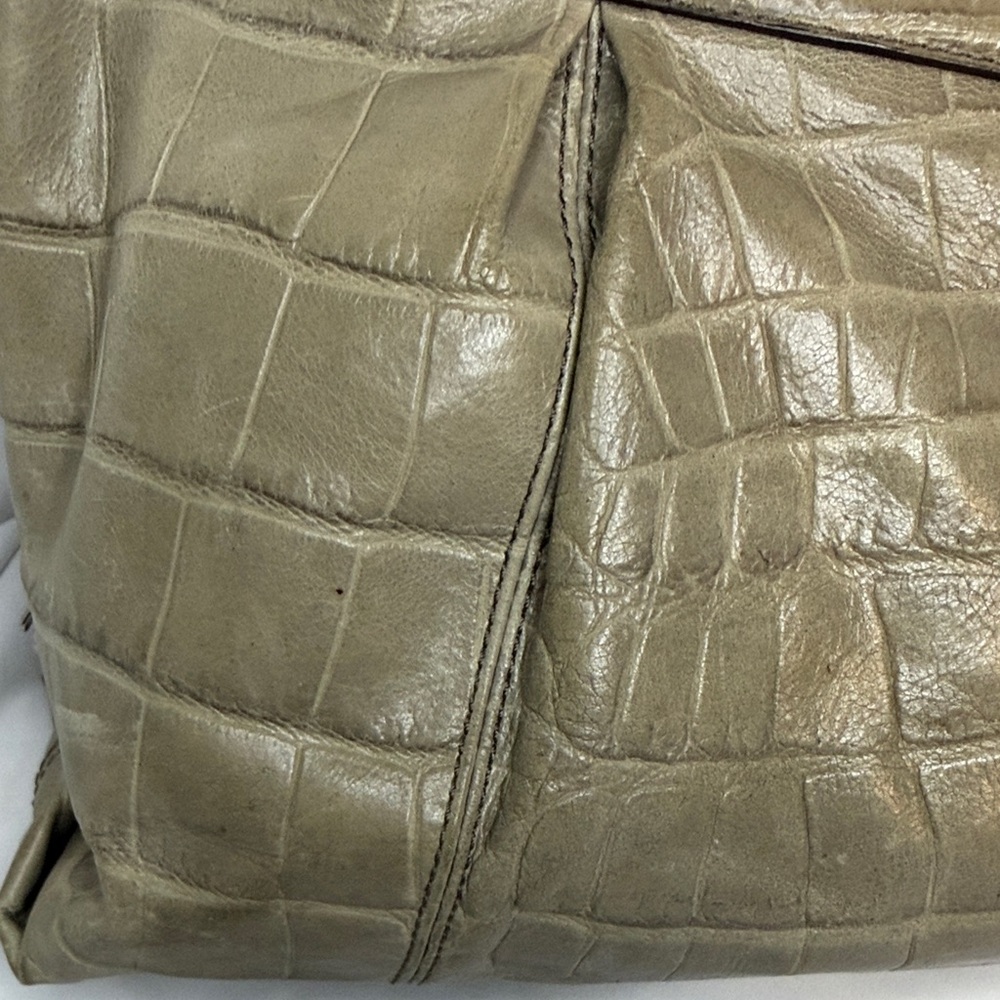 Coach Olive Croc-Embossed Shoulder Bag - Picture 4 of 9